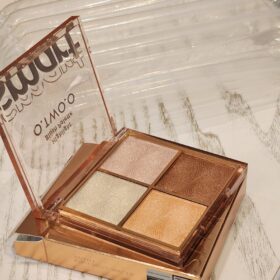 O.TWO.O Highlighter Blush Palette photo review