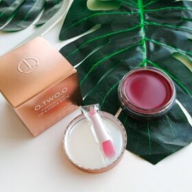 O.TWO.O Hydrating Gloss photo review