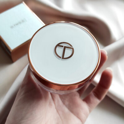 O.TWO.O 3-in-1 Oil Control Loose Powder photo review