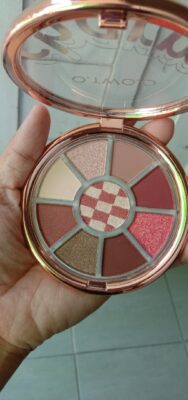 O.TWO.O Love Mark 9 color Eye shadow pallete photo review